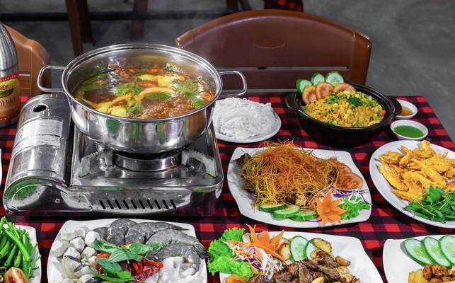 Quán Nhậu Tây Bắc - Vòng Xoay An Phú