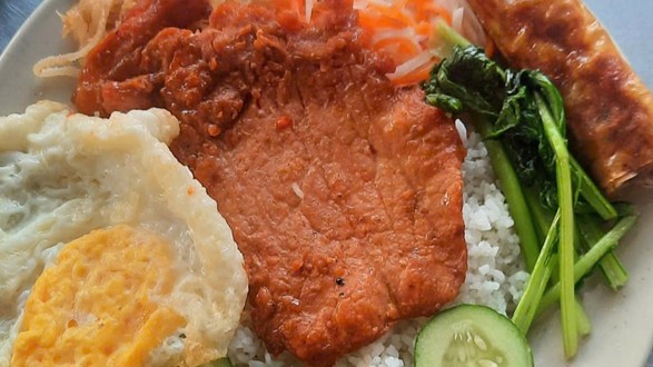 Thuý Cơm Tấm - Đường Số 4
