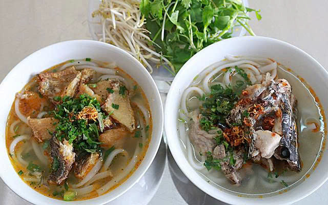 BÁNH CANH CÁ LÓC - XÍ QUÁCH 26 - Nguyễn Bỉnh Khiêm