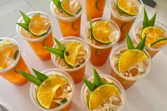 Tiệm Nước Mía Anh Ba Khía