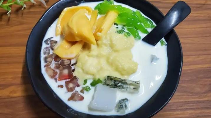 Chè Khúc Bạch, Tàu Hũ & Hoa Quả Dầm - Bạch Đằng