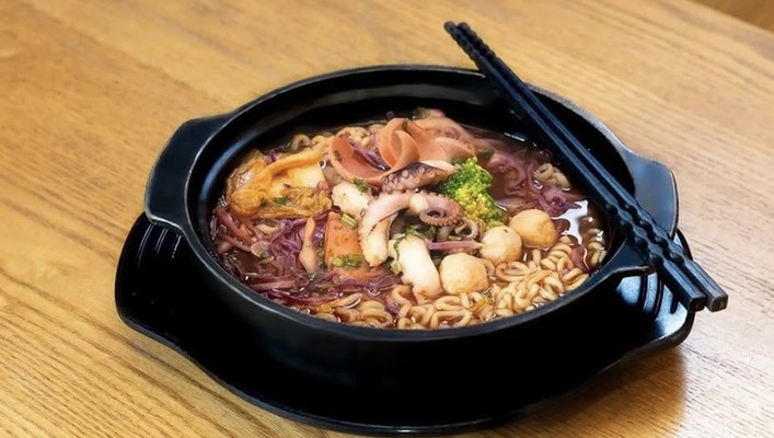Tuk Tuk - Mỳ Cay & Bún Đậu - 36 Vị Xuyên