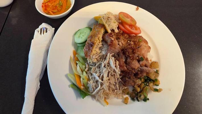 Cơm Tấm Hồng Liên - Phạm Văn Thuận