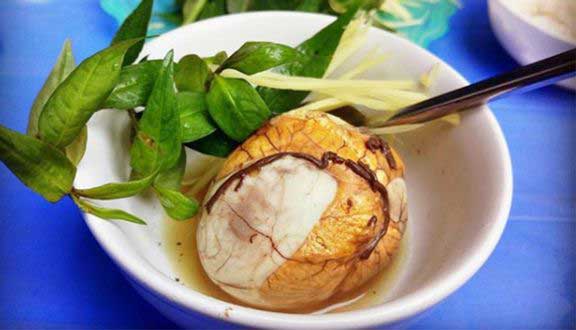 Quán Nhi - Ăn Vặt, Trứng Lộn & Cút Lộn Xào Me - 70 Hoàng Văn Thái