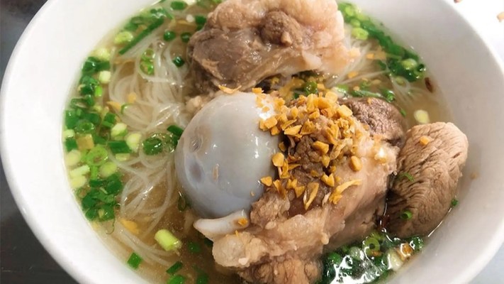 Hủ Tiếu & Mì Hoành Thánh Bình Dân - 385 Nguyễn Văn Linh