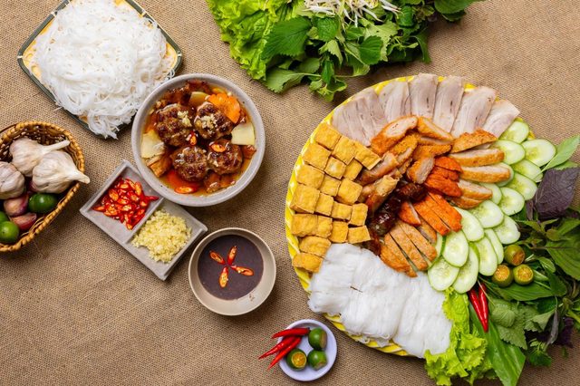 BÚN ĐẬU MẮM TÔM & NEM NƯỚNG NHA TRANG MẸT NHÀ NEKO