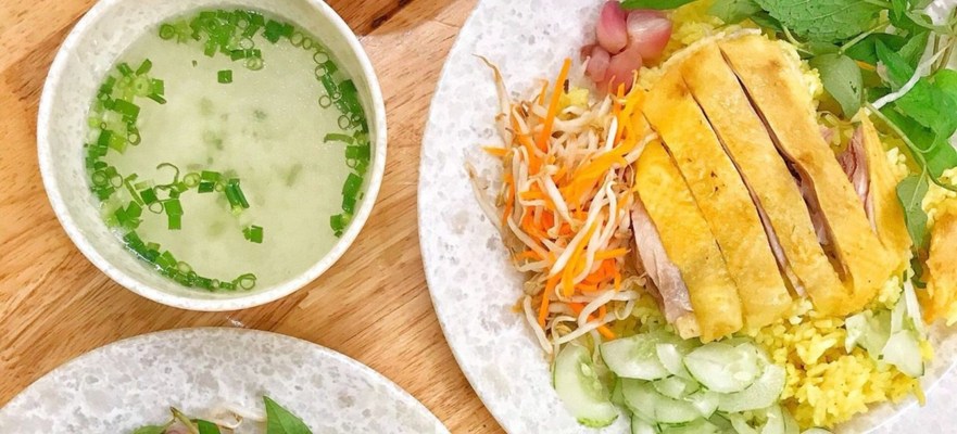 Cơm Gà Ta - Bò Kho Phượng Hoàng