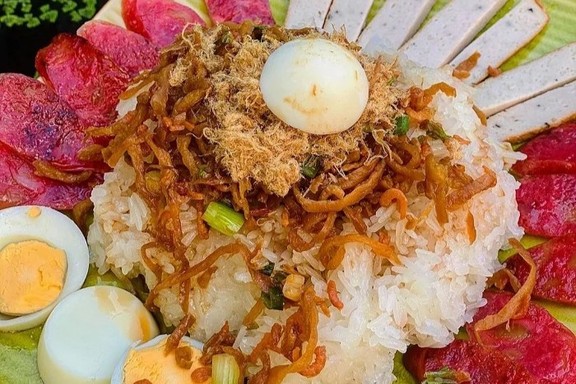 Xôi Dì Hoa - Hoàng Sa