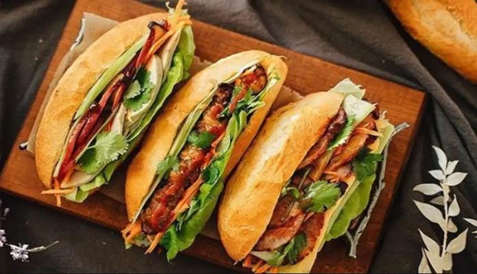 Bánh Mì, Mì Trộn & Kimbap - Phạm Phú Thứ
