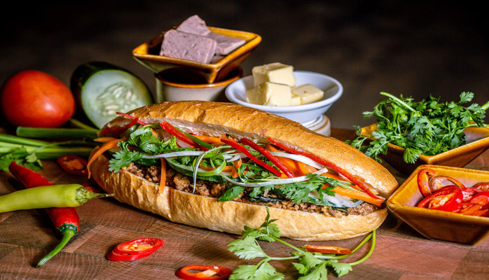 Bánh Mì Pate Giang Trọc - 223 Đường Mê Linh