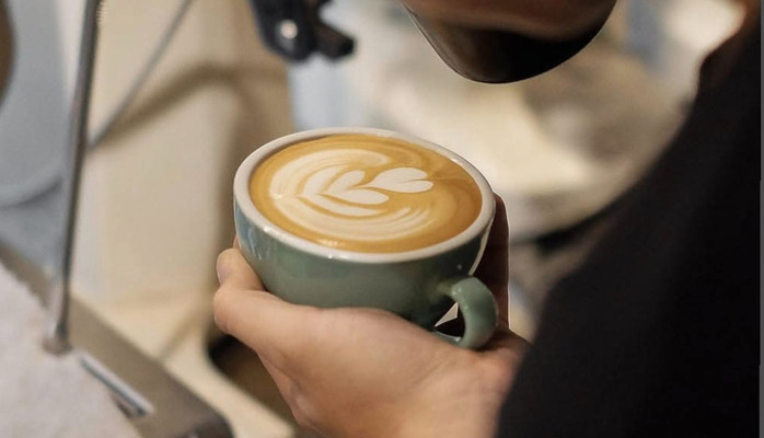 J COFFEE & MORE - CÀ PHÊ & TRÁI CÂY - 16B Trần Quang Diệu