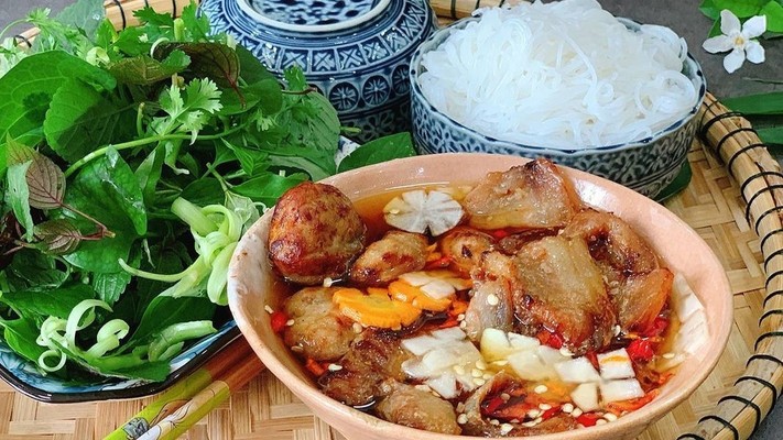 Bún Chả Quạt Ninh Bình - 388 Văn Cao