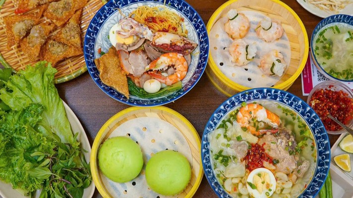 Hủ Tiếu Mỳ Linh Ký - 292 Nguyễn Hoàng