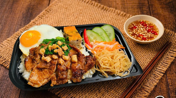 Cơm Tấm & Bún Út Nhi - Đường 2/4