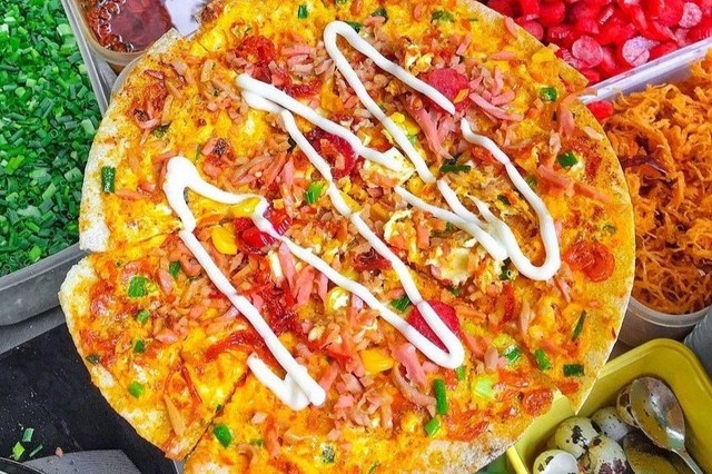 Ăn Vặt Nhà Uyên - Bánh Tráng, Bánh Mì Thịt Nướng & Bún Trộn