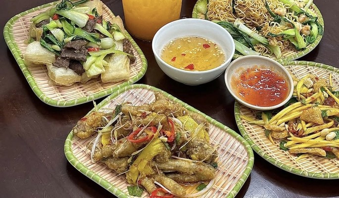 KINGKONG QUÁN - Cháo, Mỳ Xào & Ăn Vặt