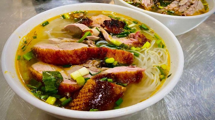 Bún Vịt Quay - 106 Trần Quốc Vượng