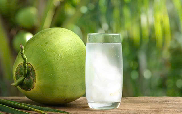 Nước Dừa Tươi Mẹ Bắp - Trần Quang Diệu