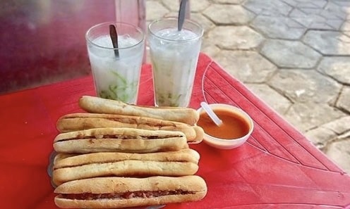 Bánh Mì Cay Ông Cường - 4/26 Đinh Tiên Hoàng