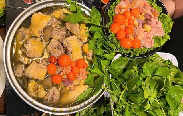 Lẩu Gà Lá É Thanh Xuân