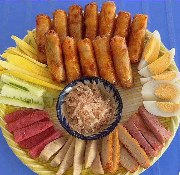 NGA - Chả Cuốn Cá Trích - 81 Điện Biên Phủ