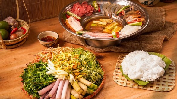 Lẩu Bò Cô Ba Sài Gòn - Hoà Hưng