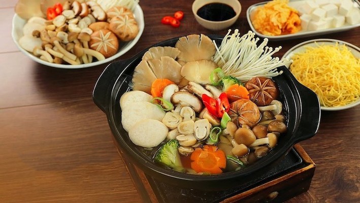 Cơm Chay Diệu Hồng - Ung Văn Khiêm