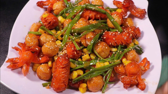 Cá Viên Chiên Mắm Ba Chị Em - Đào Trí