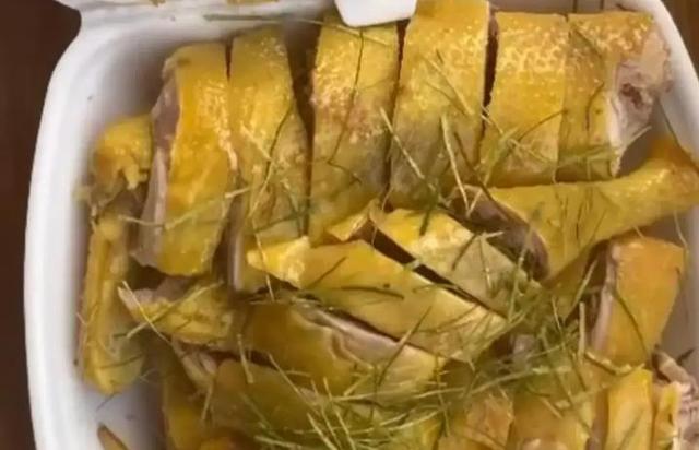 Gà Hấp Lá Chanh - Chân Gà Hấp Lá Chanh Lê Hướng