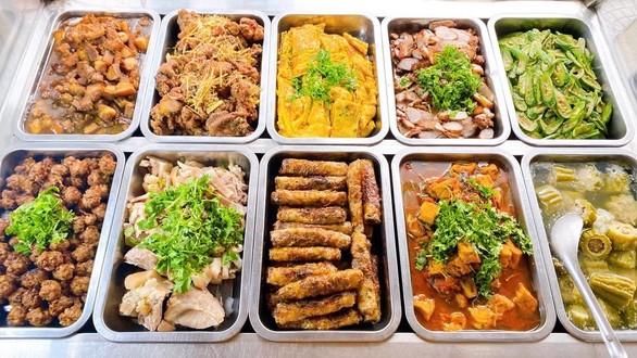 Cơm Phùng - Ngon Như Cơm Nhà - 311 Đà Nẵng