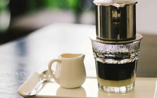 Hồng Chi Coffee & Tea - Bình Thung