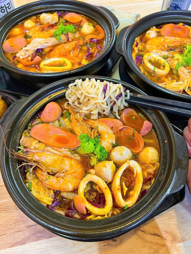 Bún Đậu & Mỳ Cay Bà Na - Hùng Vương