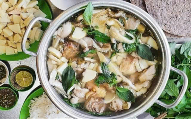 Lẩu Gà Lá É ĐÔNG QUÂN - Mỹ Phước 3