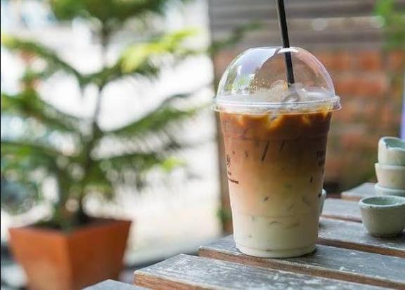 BO'S COFFEE HOUSE
