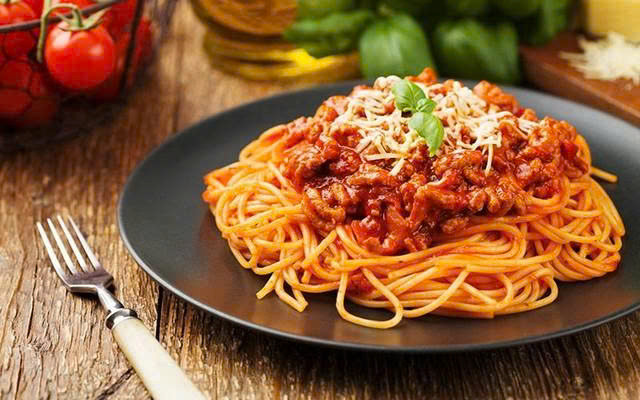 Mì Ý Sốt Bò Bằm Má Hải - 30 Tháng 4