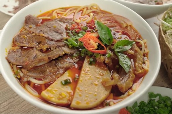 Bún Bò Huế (Gốc) LÊ DUY