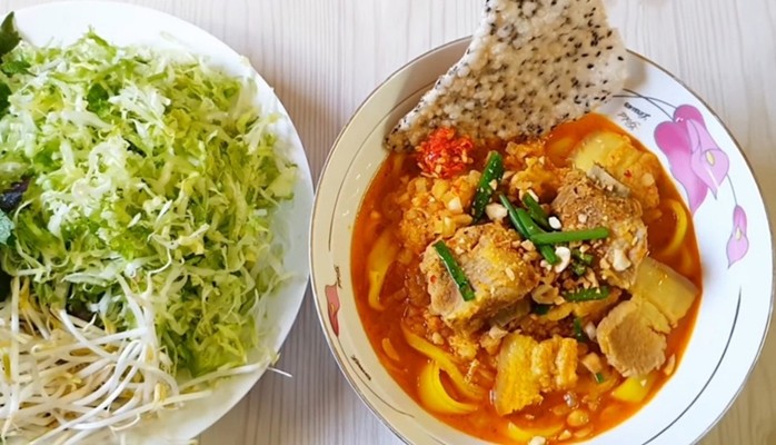 Mỳ Quảng Phú Chiêm - Chi Lăng