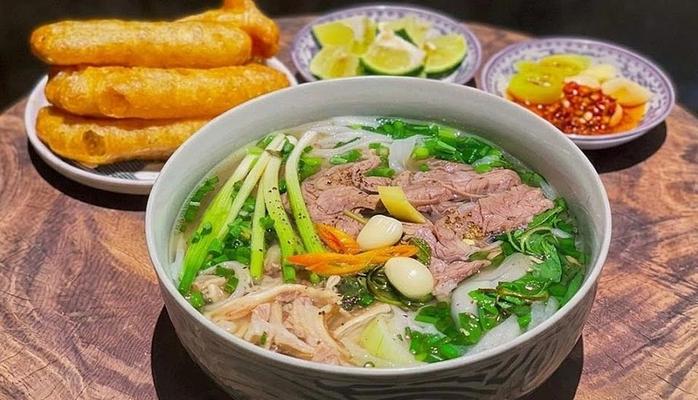 Quán Bún Bò Huế - 32 Sư Đoàn 3 Sao Vàng