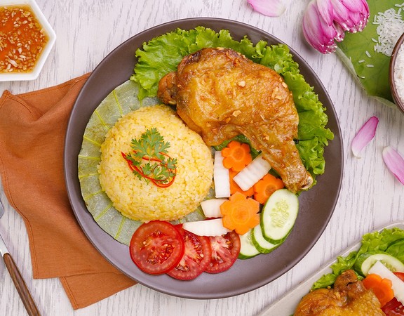 Cơm Gà Xối Mỡ - Mạnh Quỳnh