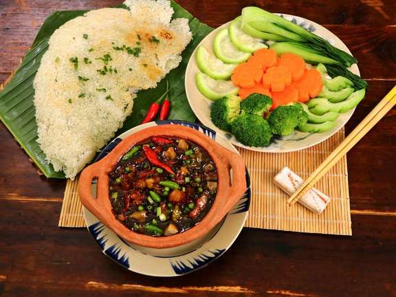 Cơm Cháy Kho Quẹt - LÚA