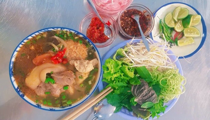 Bún Riêu Giò Mộc Ông Minh - Cách Mạnh Tháng Tám