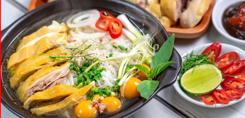 Phở Quỳnh - 61 Tôn Đức Thắng