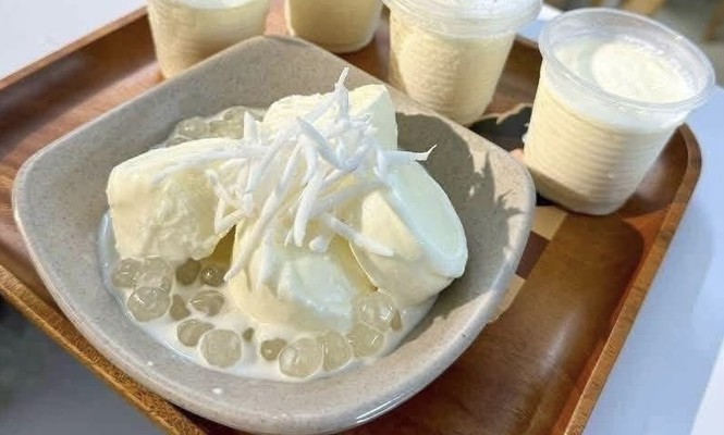 Sữa Chua Cô Phượng Hạ Long - Trần Phú