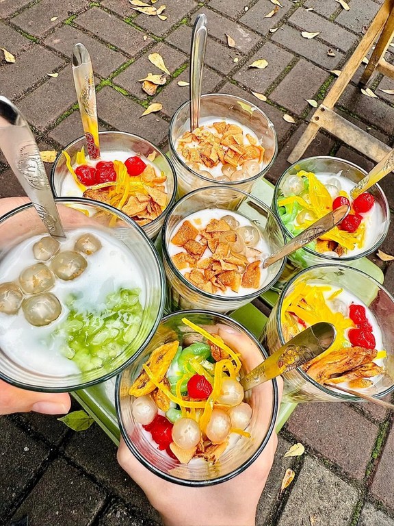Chè Nhà Ếch - 138 Đông Thiên