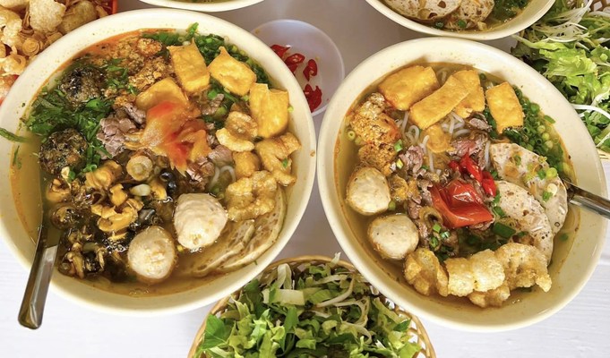 Riêu Ốc Hề Lô - 445 Ngô Gia Tự
