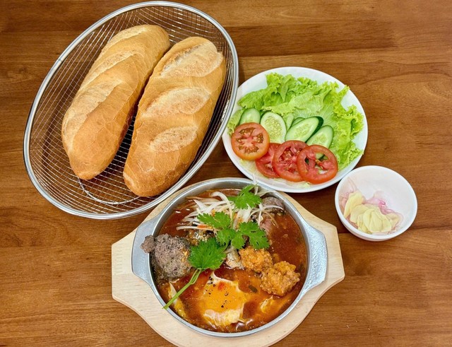 Quán Cơm Long Mập