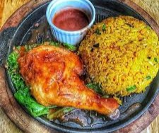 Cơm Gà Sốt Hàn Quốc - Trần Cung