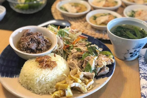 Cơm Gà Hội An - 66 Nguyễn Đức Trung