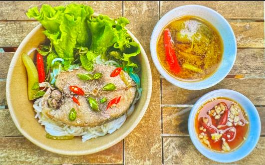 Bún Cá Ngừ Kho Cay - Leng Keng Quán