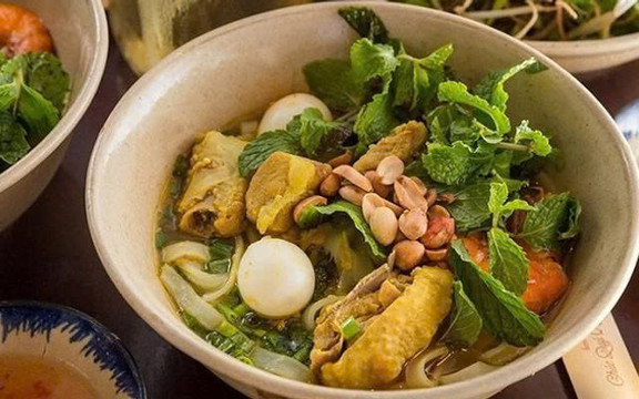 Mì Quảng Ông Pen - Nguyễn Bình
